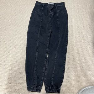 Womens Abercrombie size 8 jeans